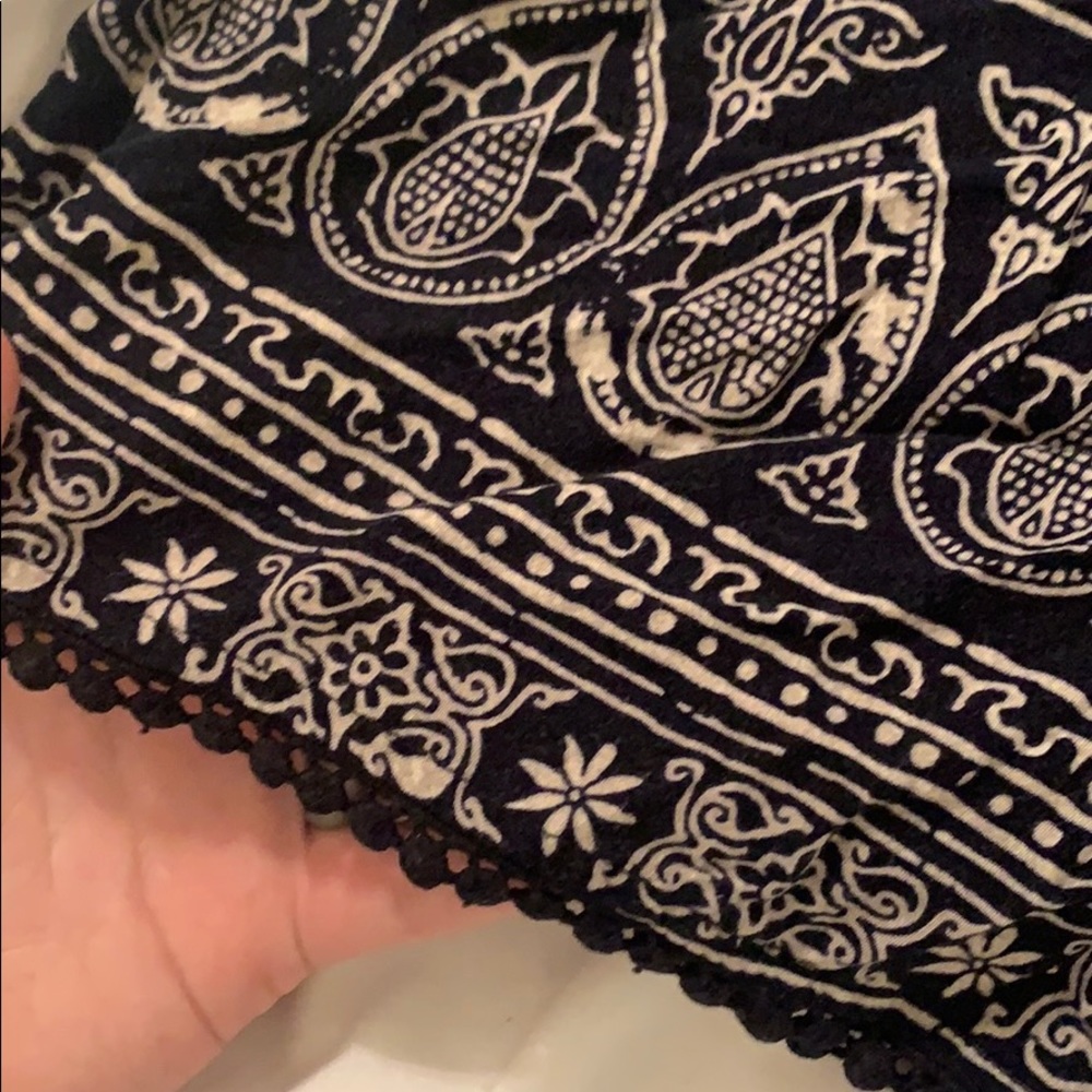 Boho Shorts - Picture 3 of 4